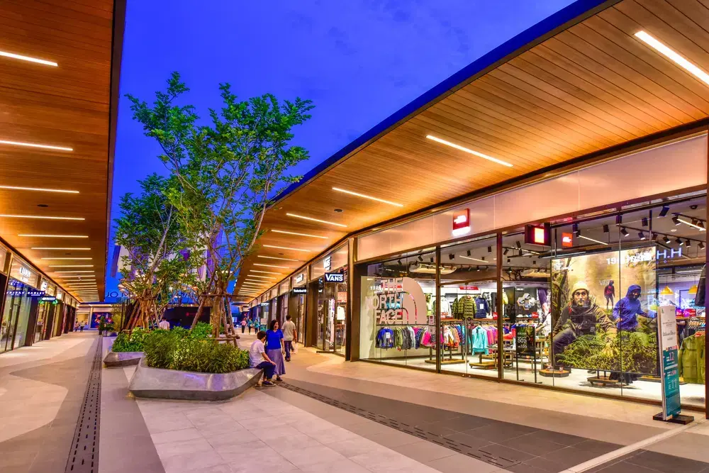 Retail park fit-out and contract administration